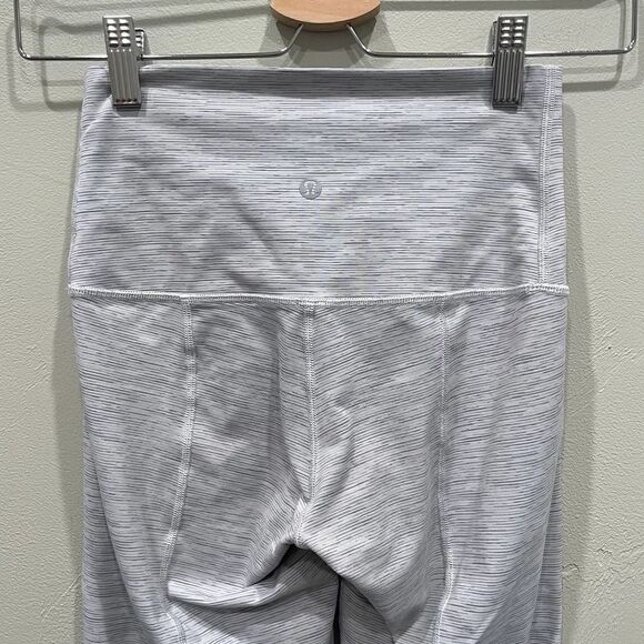 Lululemon Wunder Under Crop Scallop Hem Leggings - Picture 6 of 10